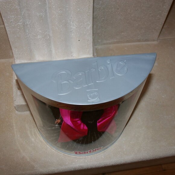 1998 Happy Holidays Barbie - Picture 7 of 11